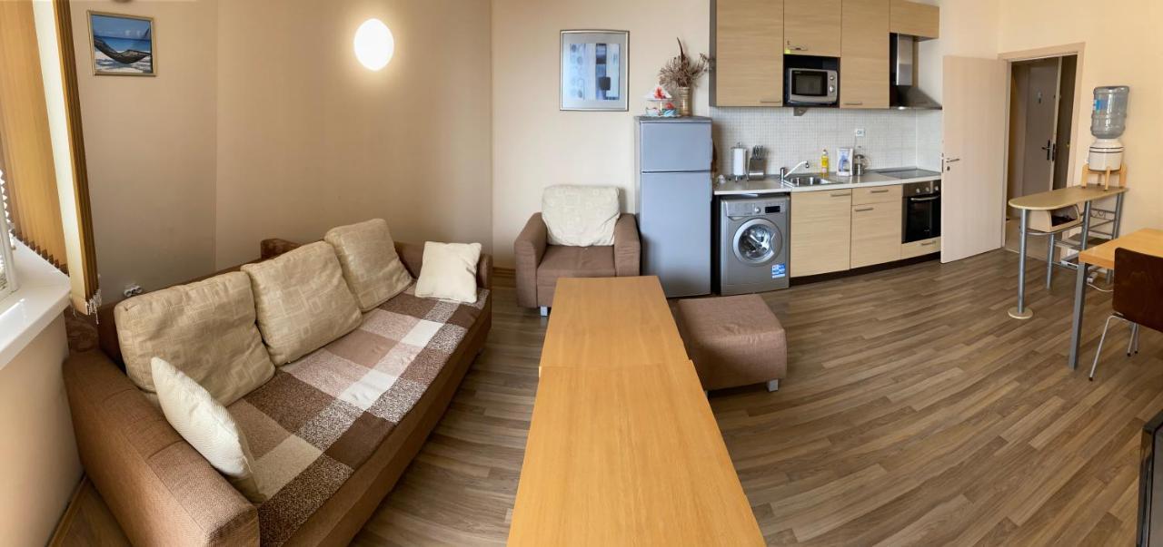First Line Apartment At Обзор Екстер'єр фото